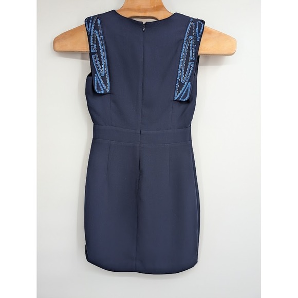 REISS Riviera Short Sleeve Embellished Sequin Bead V-Neck Fitted Mini‎ Dress 4 - Picture 5 of 5